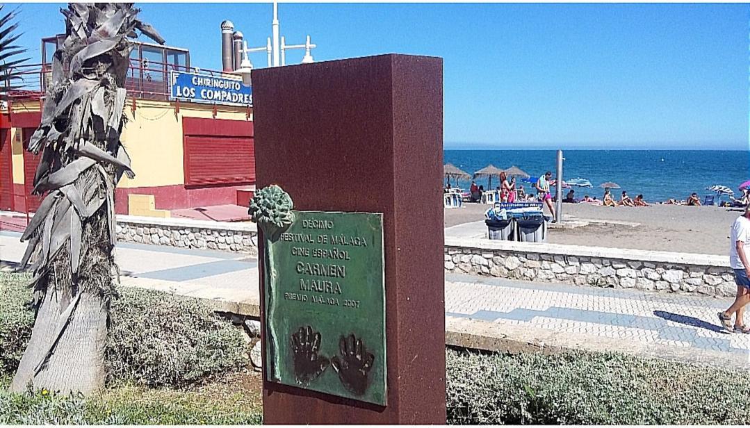 On The Beach! Frente Al Paseo Maritimo, Parking Y Piscina Málaga Exteriör bild